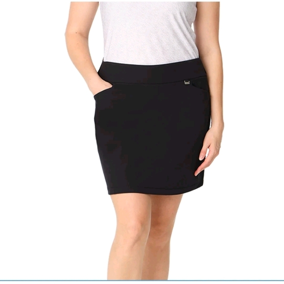 NWT Greg Norman Ladies' Skort, Black - Picture 1 of 6